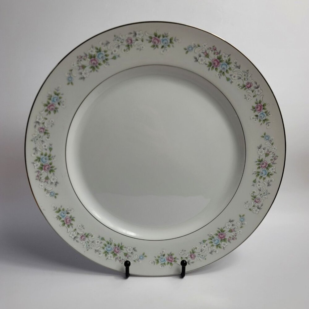ONE Carlton Corsage China Dinner Plate Pink Blue and White Flowers on Rim